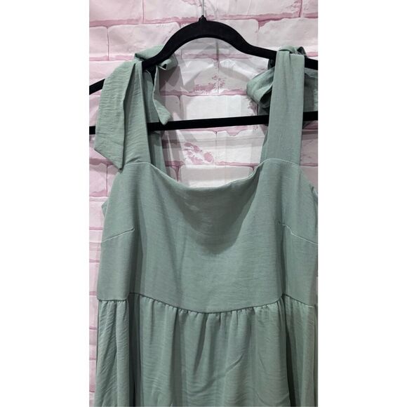 See you Monday green dress size large flowy beach vacation - Picture 3 of 9